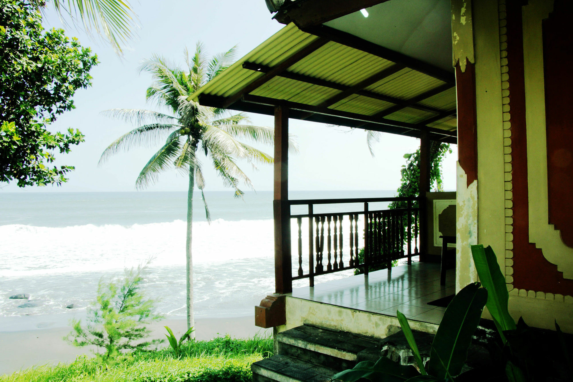 Soka Indah Restaurant & Bungalows Selemadeg  Kültér fotó